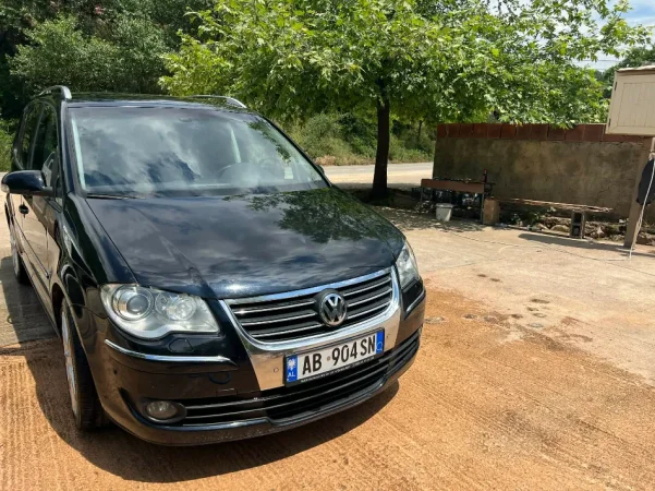 Tirane, shes makine Nafte, e zeze automatik Kondicioner 540.000 €