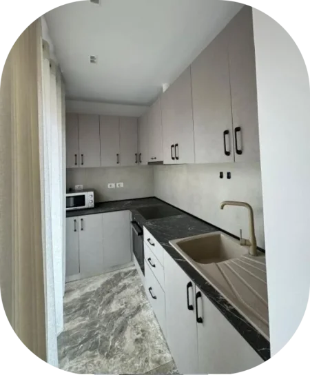 Tirane, jepet me qera apartament 1+1+Ballkon Kati 5, 70 m² 630 € (Unaza e Re, Tiranë)