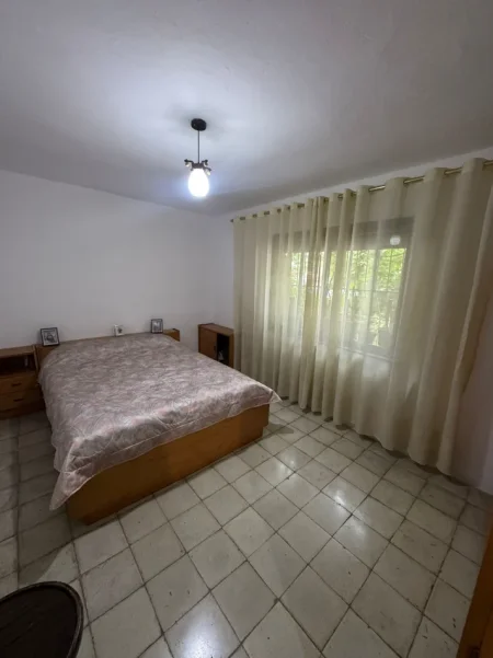 Tirane, shitet apartament 3+1 , 90 m² 160.000 € 