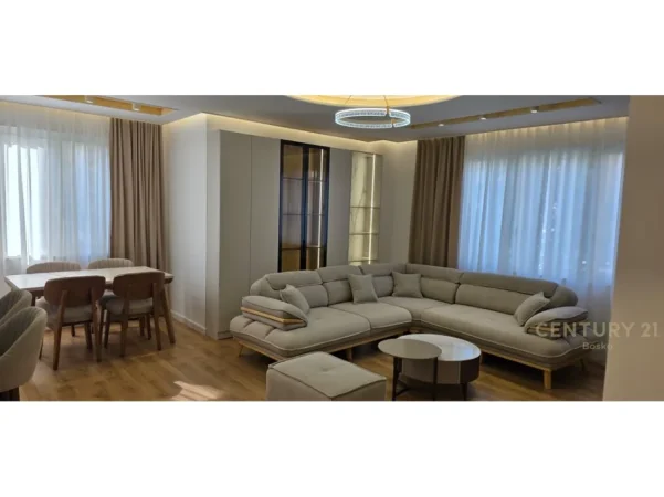 Tirane, jepet me qera apartament 2+1 Kati 1, 110 m² 850 € (Liqeni i thate)