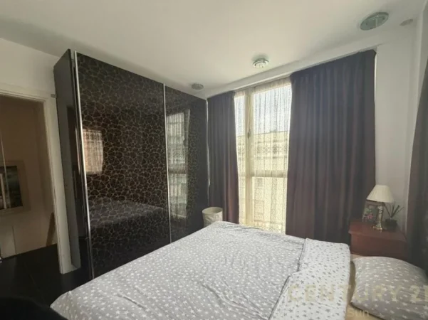 Tirane, jepet me qera apartament 2+1 Kati 7, 95 m² 1.100 € (Kristal center)