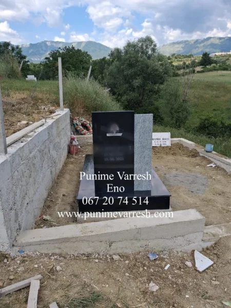 Tirane, ofroj Punime Varresh Tirane - Modele Varresh Graniti Me Pikture 250 €