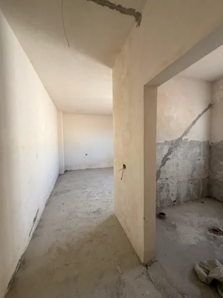 Lushnje, shitet apartament+verande | Penthouse 3+1+Aneks+Ballkon Kati 10, 224 m² 145.000 € 