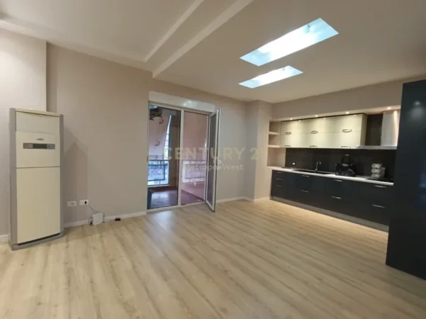Tirane, shitet apartament 2+1 Kati 7, 91 m² 205.000 € 