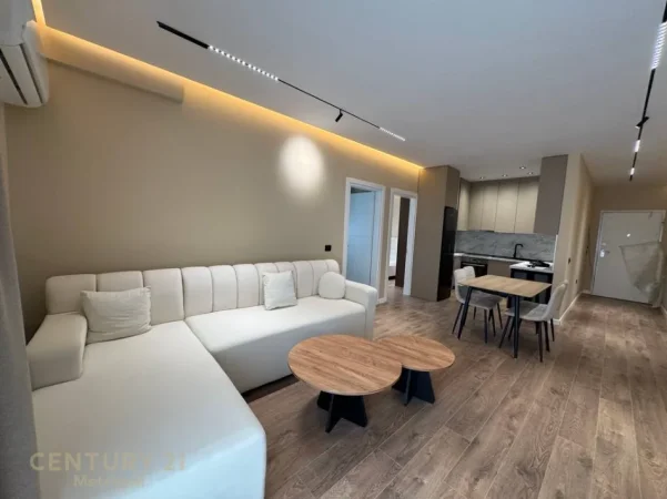 Tirane, jepet me qera apartament 2+1 Kati 3, 83 m² 750 € (Xhamllik)