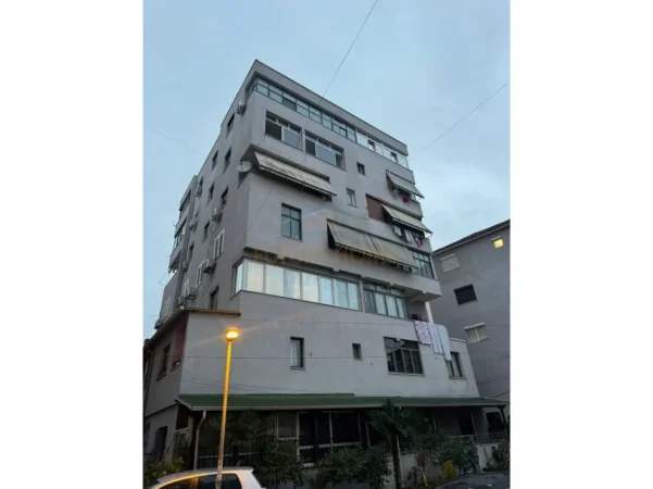 shitet apartament 1+1+Ballkon Kati 6, 80 m² 139.000 € (PRANE SQUARE 21)