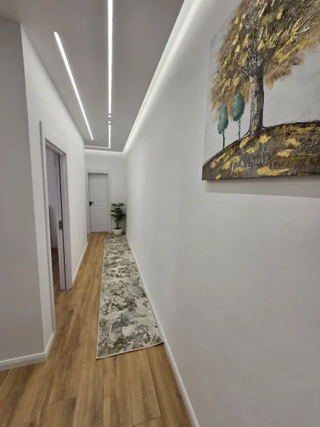 Tirane, shitet apartament 2+1 Kati 3, 90 m² 158.000 € (Pallatet Cabej)