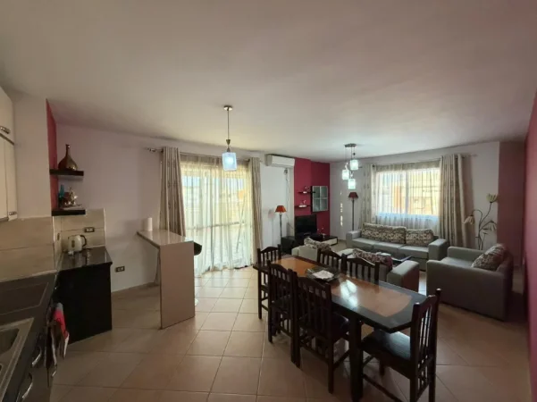 Tirane, shitet apartament 2+1 Kati 8, 145 m² 164.000 € (Yzberisht)