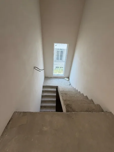 Tirane, shitet apartament Vile 3 Katshe Kati 0, 391 m² 1.270.000 € (Teg)