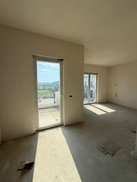 Tirane, shitet apartament Vile 3 Katshe Kati 0, 391 m² 1.270.000 € (Teg)