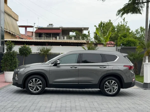 Fier, shes makine HYUNDAI SANTAFE-2.0D DIESEL-SAPO ARDHUR-ME DOGAN-SUPER GJENDJE-NDERROHET Nafte, gri metalizato automatik Klima 1.430.000 km 18.500 €