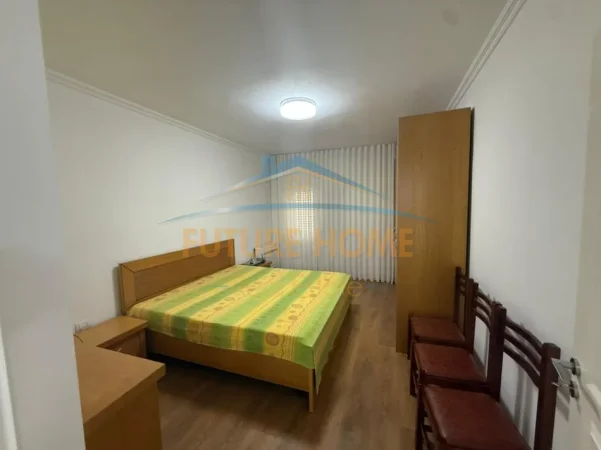 Tirane, jepet me qera apartament 2+1 Kati 3, 110 m² 840 € (Stadiumi Dinamo)