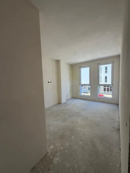 Tirane, shitet apartament 2+1 Kati 2, 80 m² 95.000 € (UNIVERS CITY)