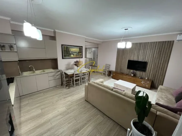 Tirane, jepet me qera apartament 2+1 Kati 2, 110 m² 550 € (ASTIR)