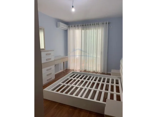 Tirane, shitet apartament 1+1 Kati 1, 73 m² 200.000 € (Kopshti Zoologjik)