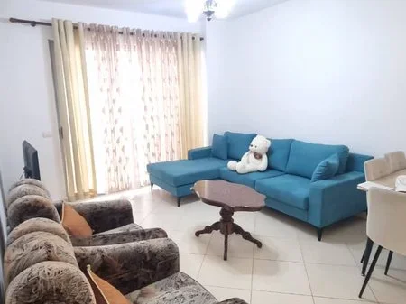 Tirane, jepet me qera apartament 1+1+Ballkon Kati 2, 68 m² 450 € (Unaza e Re)