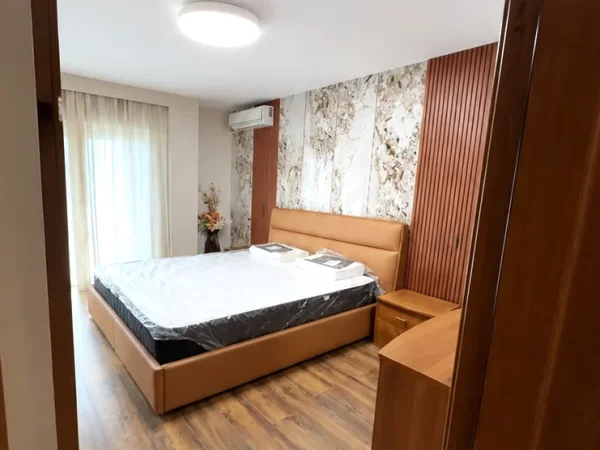 Tirane, shitet apartament 2+1+Aneks+Ballkon , 102 m² 250.000 € 