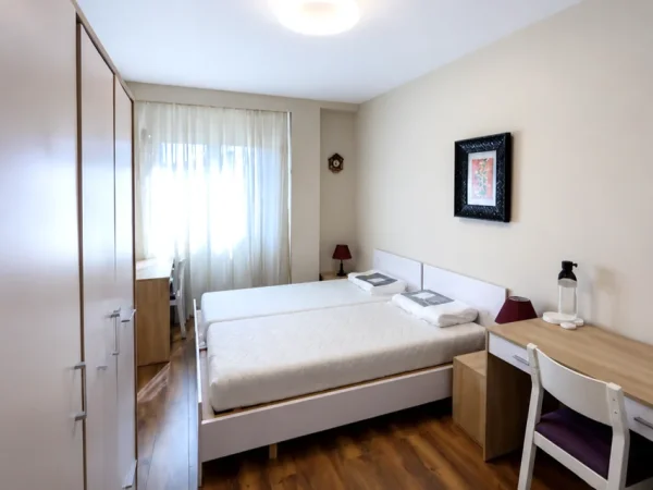 Tirane, shitet apartament 2+1+Aneks+Ballkon , 102 m² 250.000 € 
