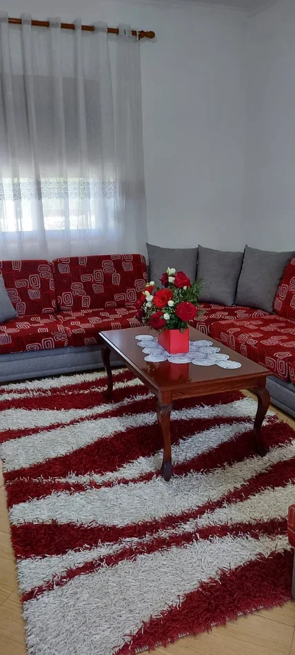 Fier, shitet shtepi 2+1 Kati 1, 544 m² 200.000 € (Lagja Kryengritja, ish UMBT)