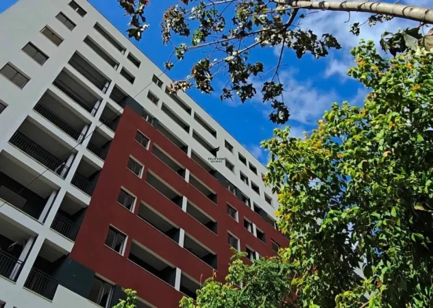 Tirane, jepet me qera zyre Kati 6, 100 m² 500 € (OXHAKU)