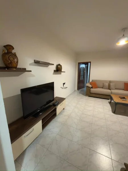Tirane, jepet me qera apartament 1+1 Kati 1, 65 m² 500 € (ASTIR)