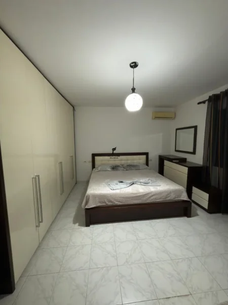 Tirane, jepet me qera apartament 1+1 Kati 1, 65 m² 500 € (ASTIR)