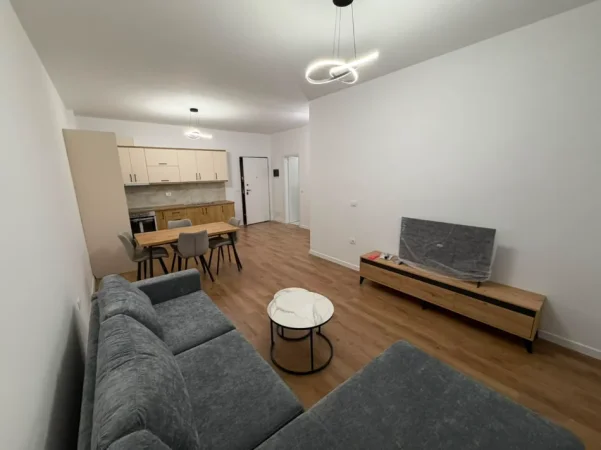 Tirane, jepet me qera apartament 2+1 Kati 3, 100 m² (5 MAJI)