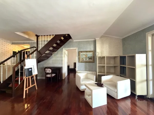 Tirane, shes apartament duplex 3+1+Aneks+Ballkon Kati 8, 225 m² 540.000 € 