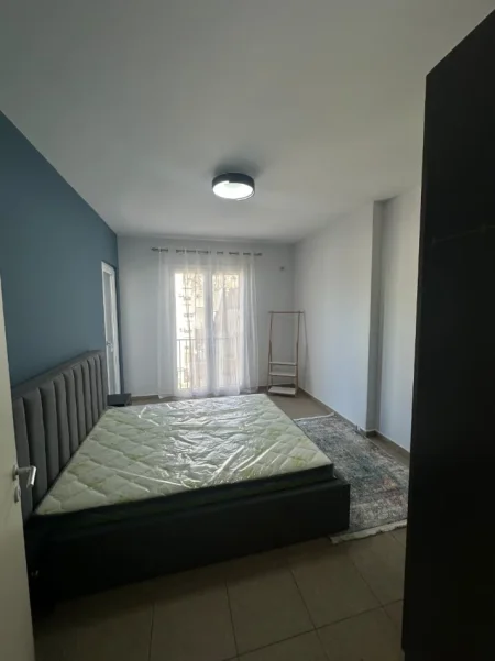 Tirane, jepet me qera apartament 1+1+Aneks+Ballkon Kati 8, 67 m² 650 € 