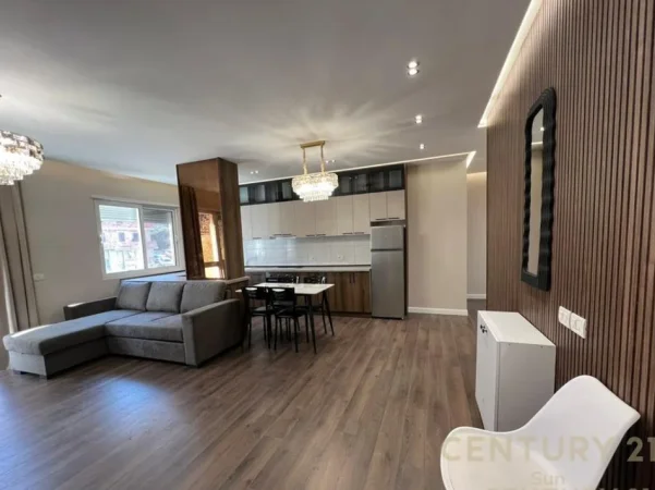 Tirane, shes apartament 2+1+Aneks+Ballkon Kati 2, 121 m² 210.000 € 