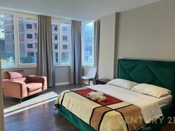 Tirane, shes apartament 2+1+Aneks+Ballkon Kati 2, 121 m² 210.000 € 