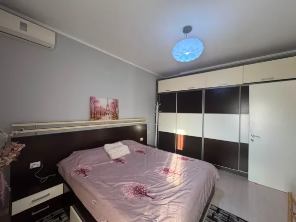 Tirane, shitet apartament 3+1 Kati 4, 155 m² 250.000 € (Astir)