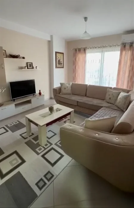 Tirane, jepet me qera apartament 2+1+Ballkon Kati 8, 100 m² 800 € (Kompleksi Zirkon Pranë QSUT)