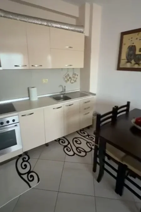 Tirane, jepet me qera apartament 2+1+Ballkon Kati 8, 100 m² 800 € (Kompleksi Zirkon Pranë QSUT)