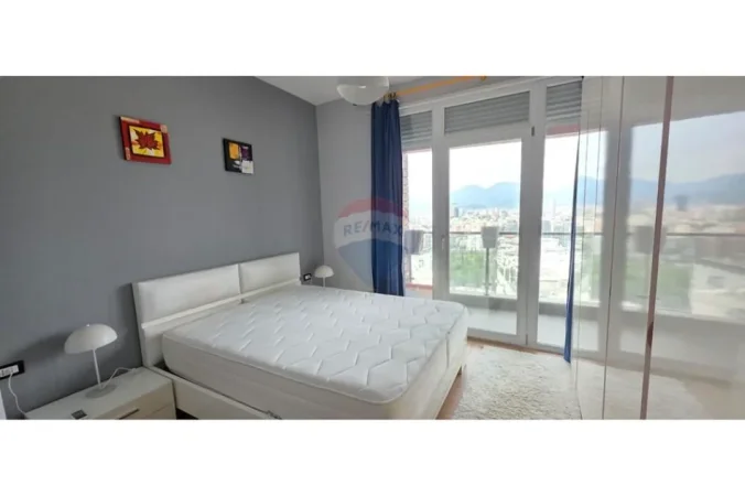 Jepet me qira apartament 2+1+2 tek Kopshti Botanik, Tirane