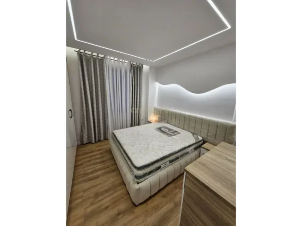 Tirane, shes apartament 2+1+Aneks+Ballkon Kati 3, 92 m² 158.000 € (Misto mame)