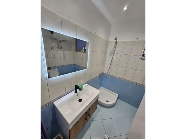 Tirane, shes apartament 2+1+Aneks+Ballkon Kati 3, 92 m² 158.000 € (Misto mame)