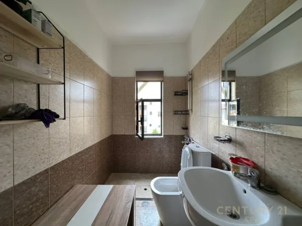 Tirane, shes apartament 1+1+Aneks+Ballkon Kati 5, 69 m² 150.000 € 