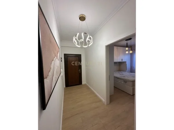 Tirane, shitet apartament 1+1 Kati 7, 67 m² 133.000 € (Astir)