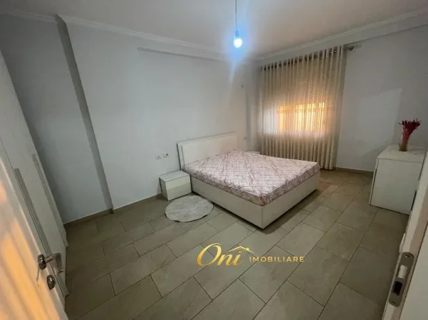 Tirane, jepet me qera apartament 2+1 Kati 7, 75 m² 500 € (ASTIR)