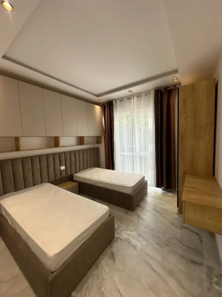Durres, shitet apartament 2+1 Kati 2, 90 m² 210.000 € (Golem)