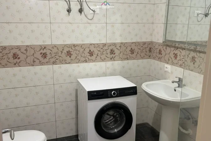 Tirane, jepet me qera apartament 2+1 Kati 1, 100 m² 520 € (Sabri Preveza,)