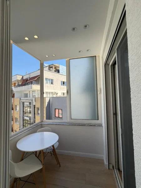 Tirane, shitet apartament 1+1 Kati 7, 67 m² 127.000 € (Astir)
