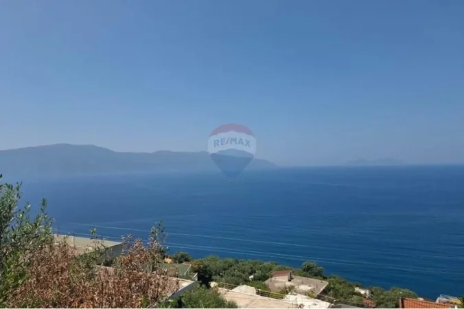 Vlore, shitet toke ne bregdet , 60 m² 32.000 € 