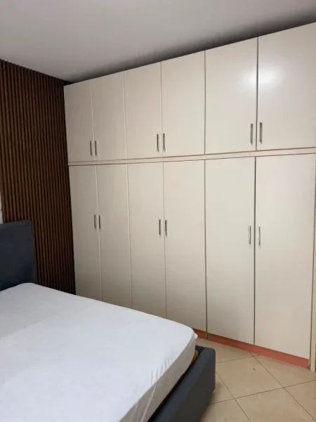 Tirane, jepet me qera apartament 2+1 Kati 4, 105 m² 650 € (Don Bosko.)