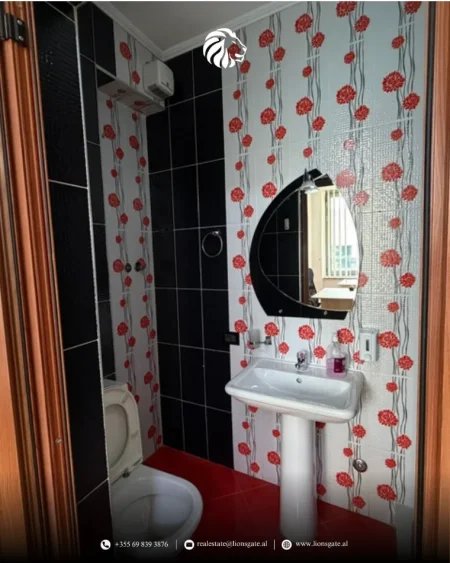Tirane, jap me qera 2+1+Aneks , 108 m² 850 € 