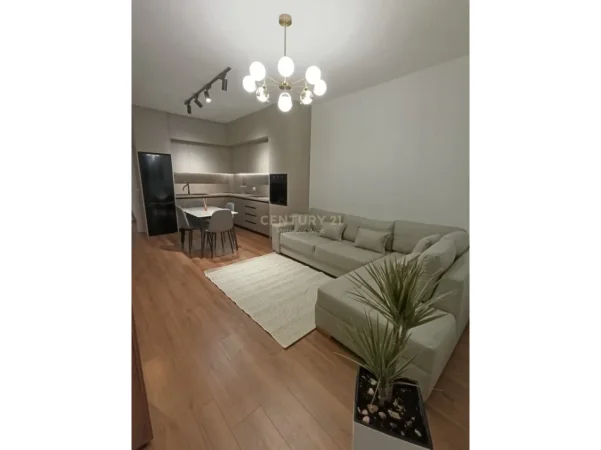 Tirane, jepet me qera apartament 1+1 Kati 3, 70 m² 700 € (Ambasada Amerikane)