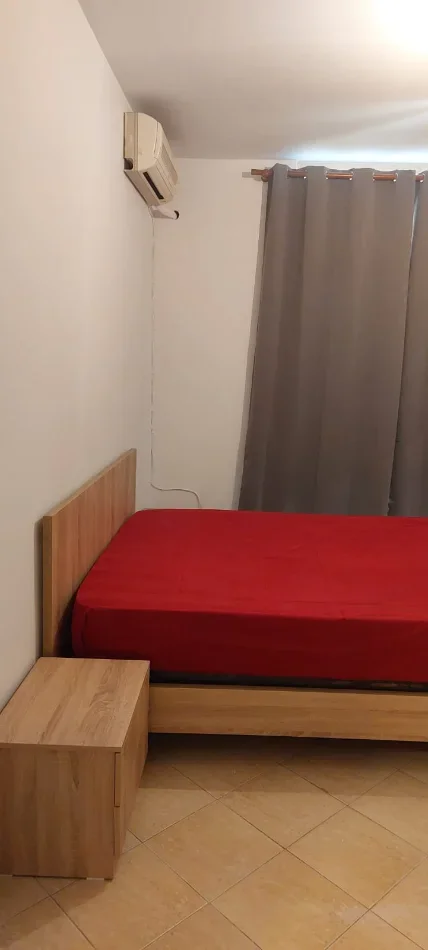 Tirane, jepet me qera apartament 1+1 Kati 2, 450 € (Prane Kesh)