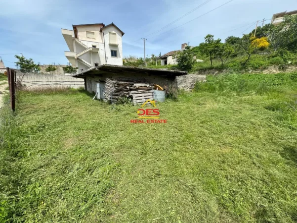 Vlore, shitet truall , 345 m² 85.000 € (Orgest)