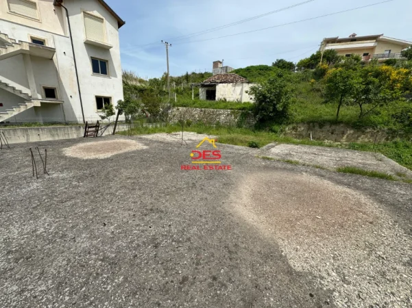 Vlore, shitet truall , 345 m² 85.000 € (Orgest)
